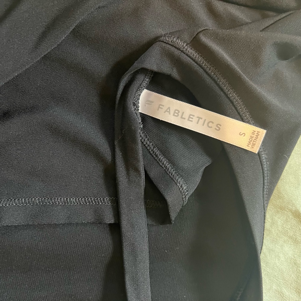 Fabletics Top - Picture 3 of 3